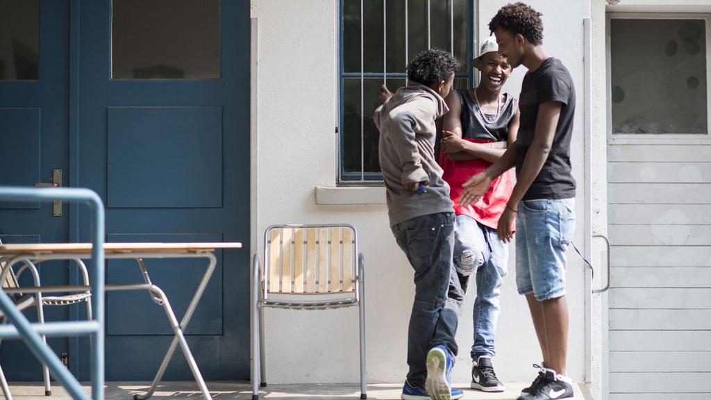 Fribourg augmente sa capacité d'accueil pour les personnes mineures et réfugiées (image d'illustration). [Keystone - Ennio Leanza]