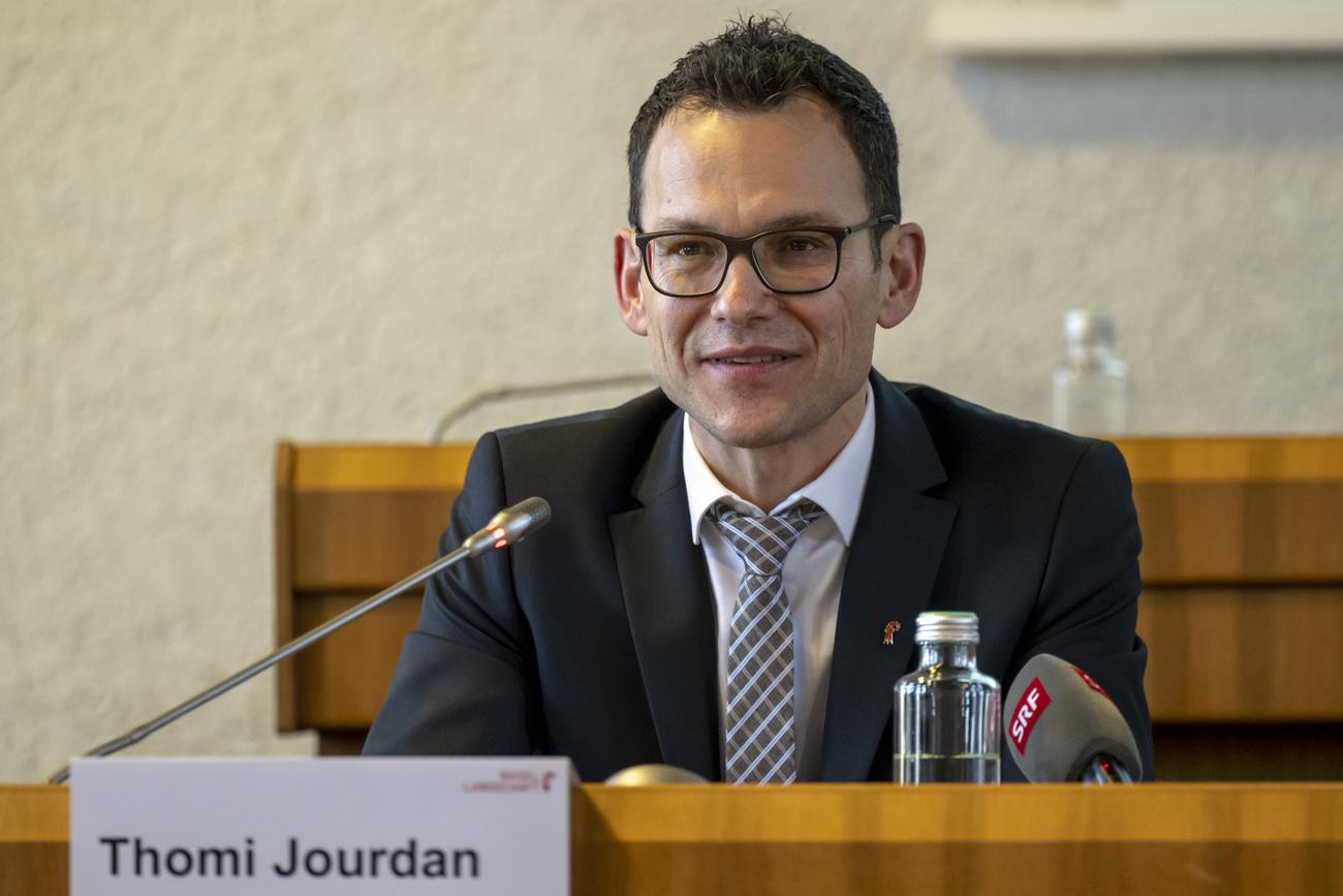 Thomi Jourdan, ici après son élection le dimanche 12 février 2023, est le premier ministre cantonal issu des rangs du PEV. [KEYSTONE - Georgios Kefalas]