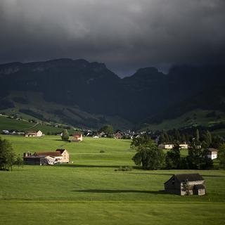 Des exploitations agricoles en Appenzell, le 1er août 2023 (image d'illustration). [Keystone - Gian Ehrenzeller]
