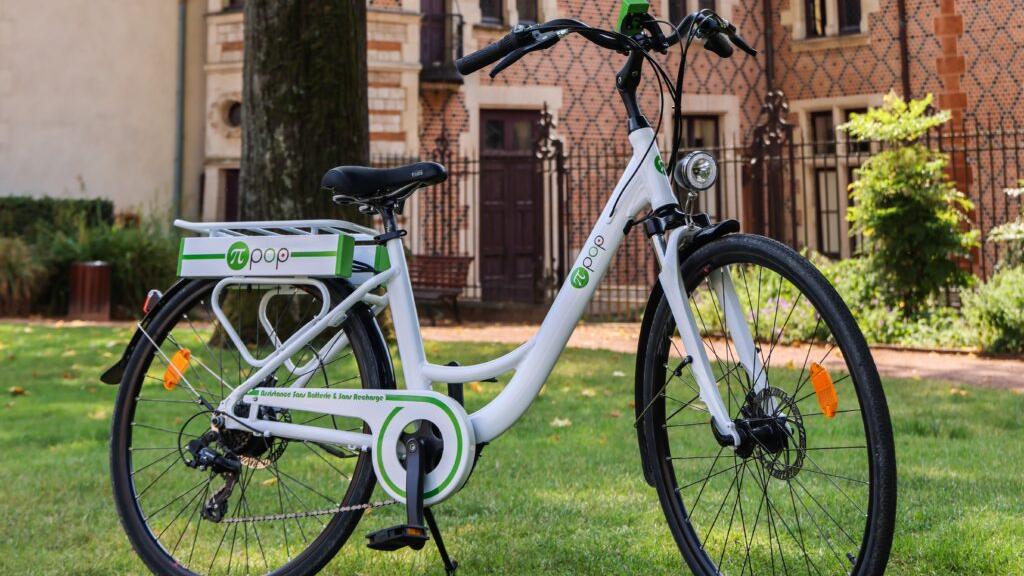 Vélo électrique discount rechargeable en pédalant