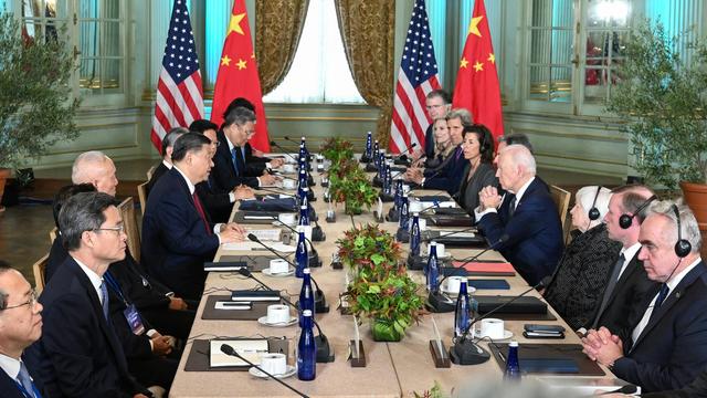 Le président chinois Xi Jinping a rencontré le président américain Joe Biden en Californie. [Keystone/EPA/Xinhua - Rao Aimin]