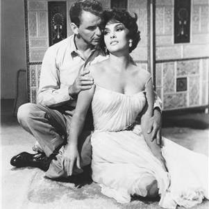 Frank Sinatra et Gina Lollobrigida dans le film "Never So Few" en 1959. [Keystone]