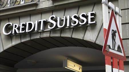 Le Parlement devrait lancer une commission d'enquête parlementaire sur le rachat de Credit Suisse. [Keystone]