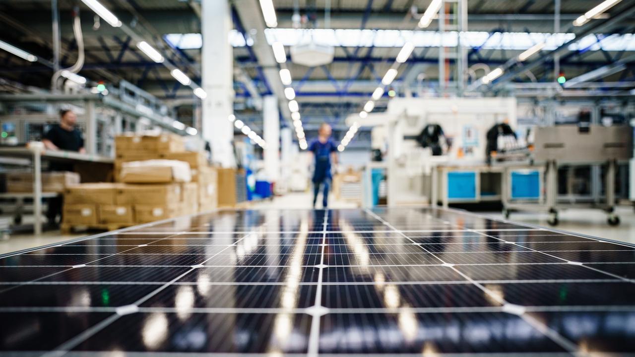 Meyer Burger va construire une nouvelle usine de cellules photovoltaïques aux Etats-Unis [EPA/Keystone - Clemens Bilan]