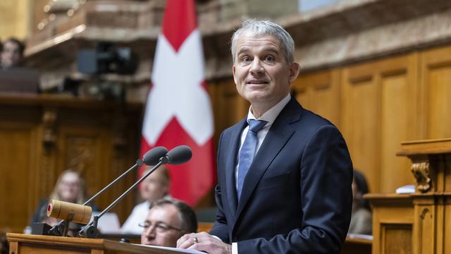 Beat Jans durant son discours après son élection au Conseil fédéral. [Keystone - Peter Schneider]