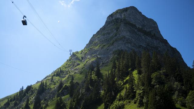 Le sommet du Moléson dans les Préalpes fribourgeoises (25.06.23). [Keystone - Laurent Gillieron]