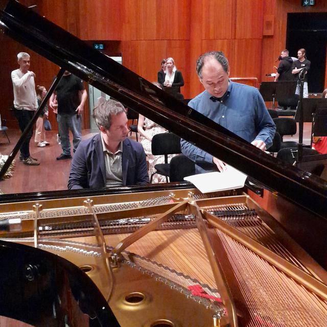 Tugan Sokhiev, direction et Bertrand Chamayou, piano. [RTS - Martine Guers]