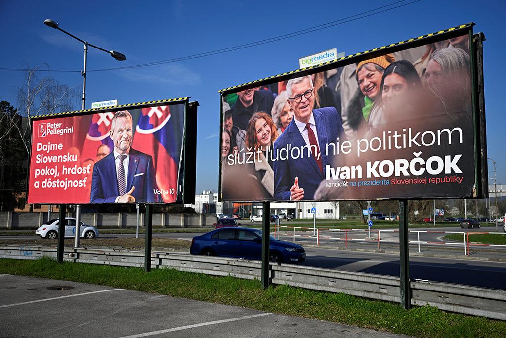 L'élection présidentielle slovaque oppose Peter Pellegrini et Ivan Korcok. [Reuters - Radovan Stoklasa]