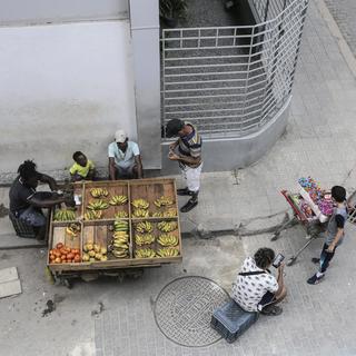 Le gouvernement à Cuba peine à fournir suffisamment d’aide alimentaire à la population. [Keystone - AP Photo/Ariel Ley]