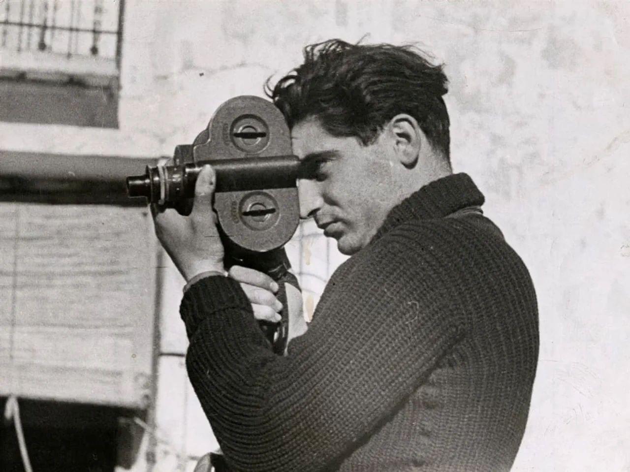 Robert Capa a été l'un des premiers photographes à fournir des images au cœur de la guerre. [IMAGO/Album]