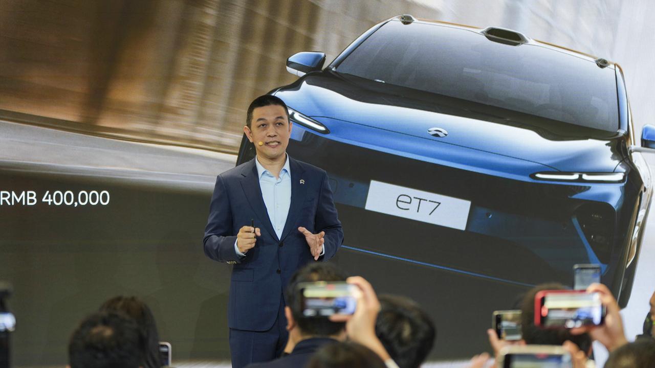 Le fondateur et CEO du constructeur Nio William Li à l'ouverture du China Auto Show à Pékin. [Keystone/AP Photo - Tatan Syuflana]