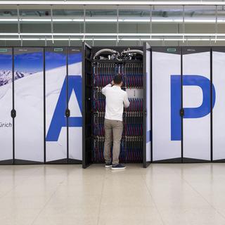 L'installation du nouvel superordinateur de Lugano [Keystone - Gaetan Bally]