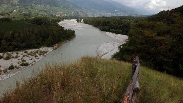 La passerelle sur le Rhône entre Salquenen et le Bois de Finges ne sera pas construite [KEYSTONE - ANDREE-NOELLE POT]