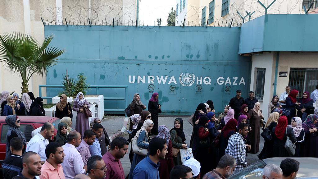 L'Unrwa annonce s'être séparée de "plusieurs" de ses employés, accusés par les autorités israéliennes d'être impliqués dans l'attaque du Hamas le 7 octobre contre Israël. [Reuters - Ibraheem Abu Mustafa]