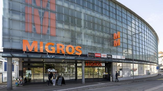 Un magasin Migros à Delémont, le 26 mars 2024. [Keystone - Georgios Kefalas]