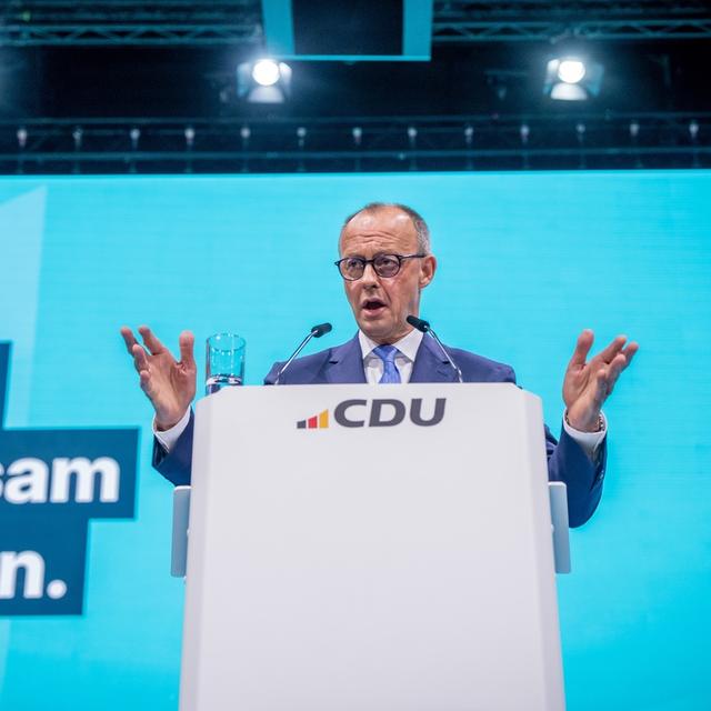 Friedrich Merz, président de l’Union chrétienne-démocrate (CDU), s'exprime à l'ouverture du congrès du parti le 06 mai 2024. [DPA/Keystone - Michael Kappeler]