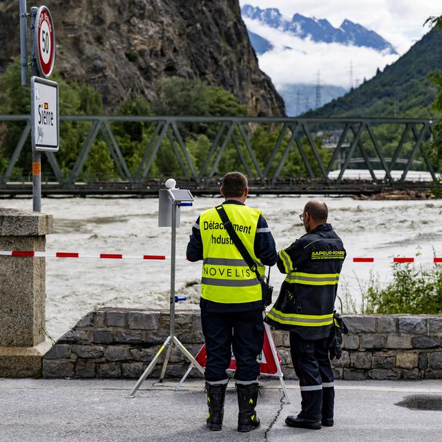 Le point sur les intempéries des derniers jours en Suisse [Keystone - Jean-Christophe Bott]