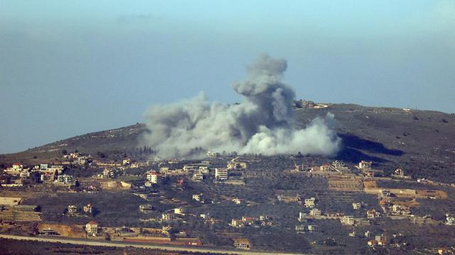 Le Hezbollah et l'armée israélienne s'affrontent depuis octobre la zone frontalière du sud du Liban. [Keystone - EPA/ATEF]