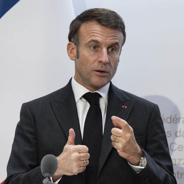 L'envoi de troupes occidentales ne peut "être exclu", dit Emmanuel Macron. [Keystone]