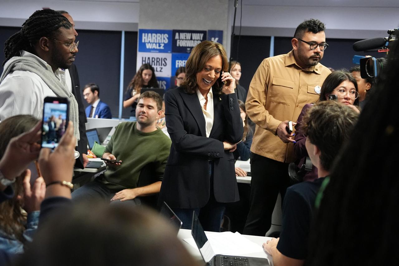 Kamala Harris au QG du Parti démocrate à Washington DC. [Getty Images via AFP - ANDREW HARNIK]