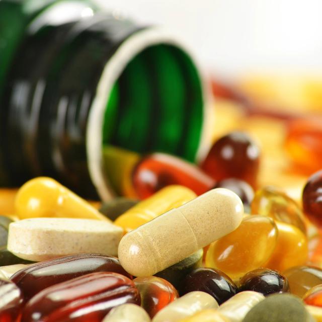 Les suppléments vitaminiques ne boostent pas le système immunitaire. [Depositphotos - monticello]