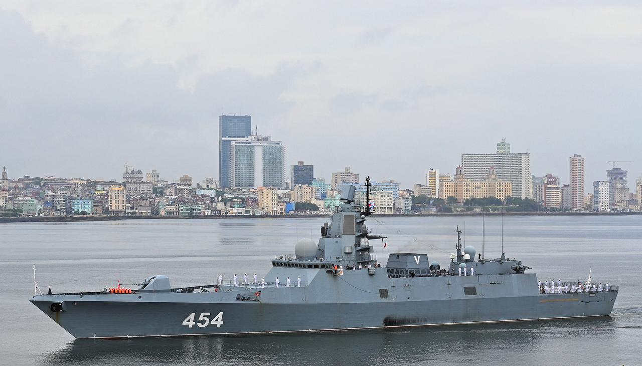 La frégate russe Amiral Gorchkov photographié ici dans la baie de La Havane, à Cuba, le 12 juin 2024 (image d'illustration). [REUTERS - Stringer]