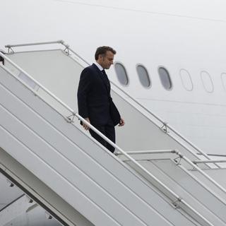 Le président français Emmanuel Macron est arrivé à Mayotte, le 19 décembre 2024. [AFP - Ludovic MARIN]