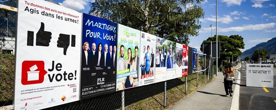 Un millier de candidats s'affrontent aux élections communales valaisannes. [Keystone]