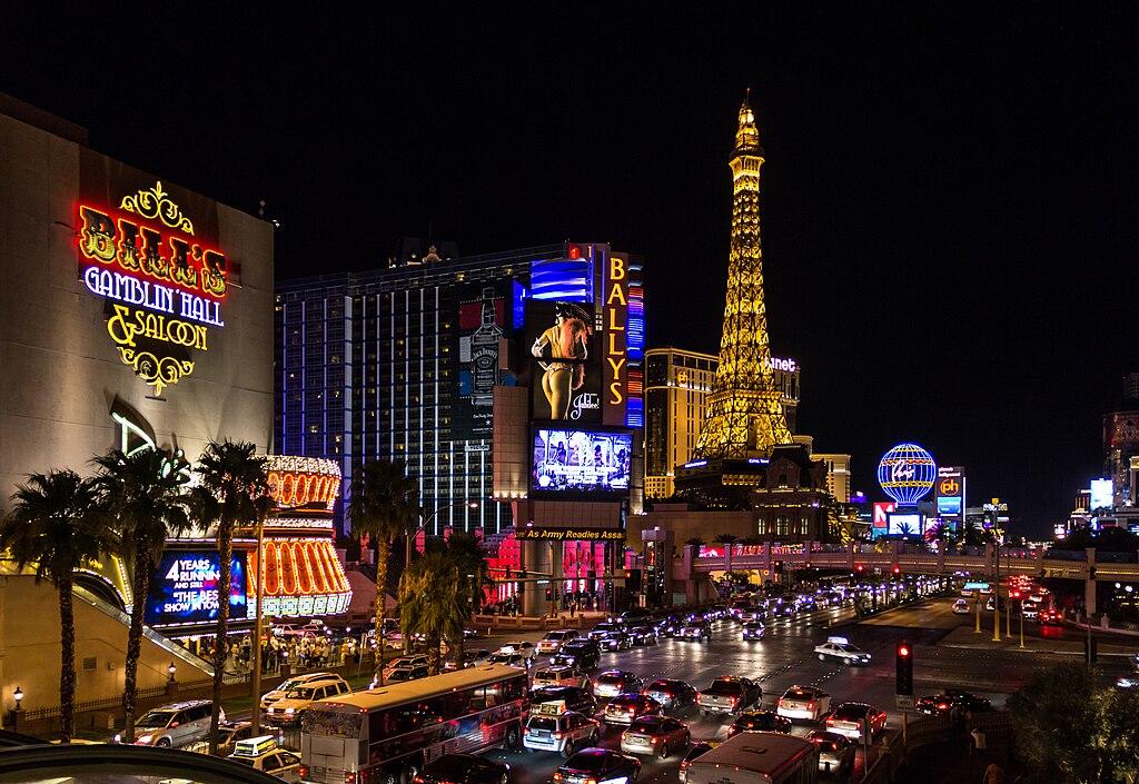 The Strip, artère principale de Las Vegas [Wikipedia - Dietmar Rabich,]