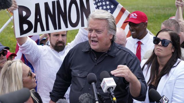 Steve Bannon va purger une peine de quatre mois de prison. [KEYSTONE - MICHELLE MCCOUGHLIN]