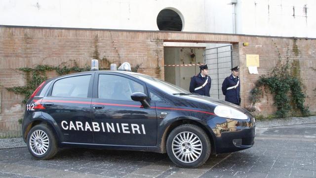 Une Italienne de 103 ans s'est faite arrêter en conduisant sans permis et sans assurance en pleine nuit (image d'illustration). [EPA/Keystone - EMILIANO CRESPI ANSA]