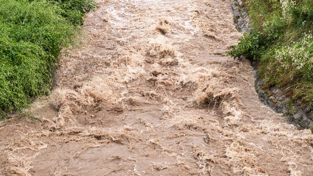 De violents orages ont notamment provoqué des inondations et des laves torrentielles en Suisse alémanique. [KEYSTONE - ELIA BIANCHI]