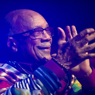 Le légendaire trompettiste de jazz et producteur afro-américain Quincy Jones est décédé à 91 ans. [Keystone/EPA - Jean-Christophe Bott]