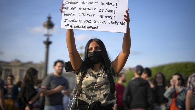 Laure Dussy s'est emparée du féminicide de l'adolescente Shaïna Hansye en 2015 pour tenter d'"importer #MeToo dans les banlieues". [Keystone/AP Photo - Lewis Joly]