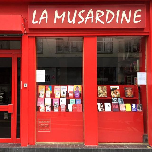 L'extérieur de la librairie érotique parisienne La Musardine.