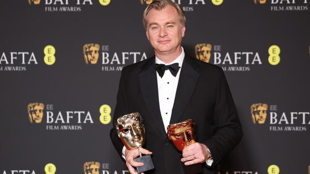 Le réalisateur Christopher Nolan lors de la cérémonie des Bafta le 18 février 2024 à Londres. [Keystone - Andy Rain]