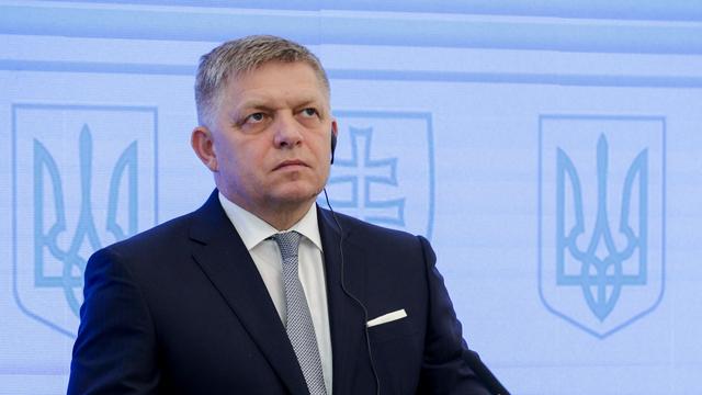 Le Premier ministre slovaque Robert Fico toujours dans un état grave après une nouvelle opération. [NurPhoto via AFP - SERGII KHARCHENKO]