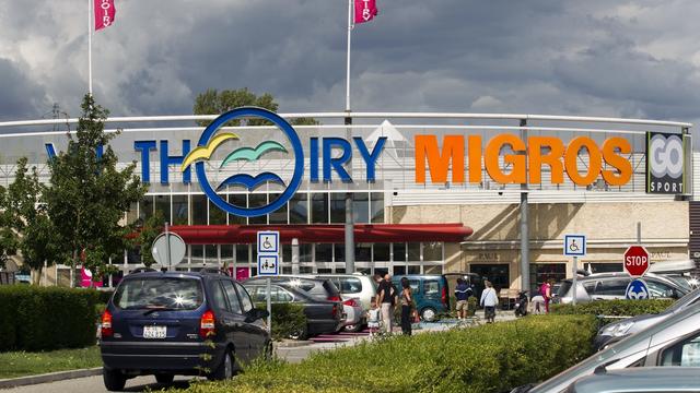 Le centre commercial Migros de Thoiry, en France. [Keystone - Salvatore Di Nolfi]