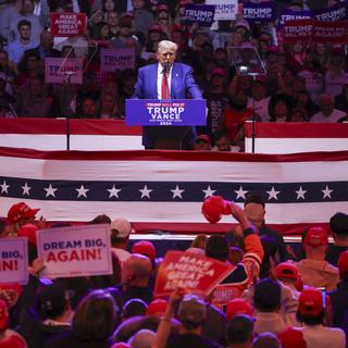 L'ancien président américain et candidat républicain à l'élection présidentielle Donald Trump s'exprime lors d'un meeting au Madison Square Garden, à New York. [Keystone - SARAH YENESEL]