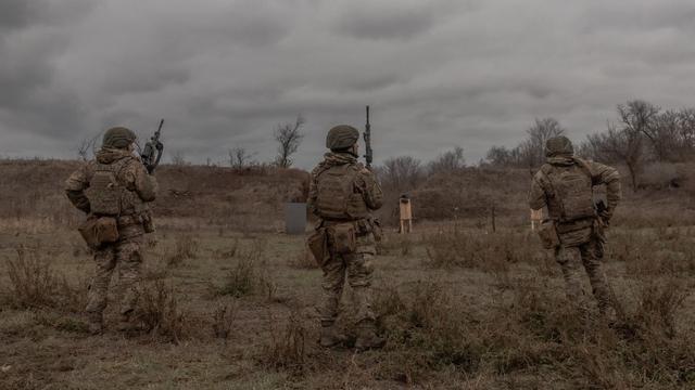 La Russie annonce un échange de 300 soldats prisonniers russes et ukrainiens. [AFP - ROMAN PILIPEY]