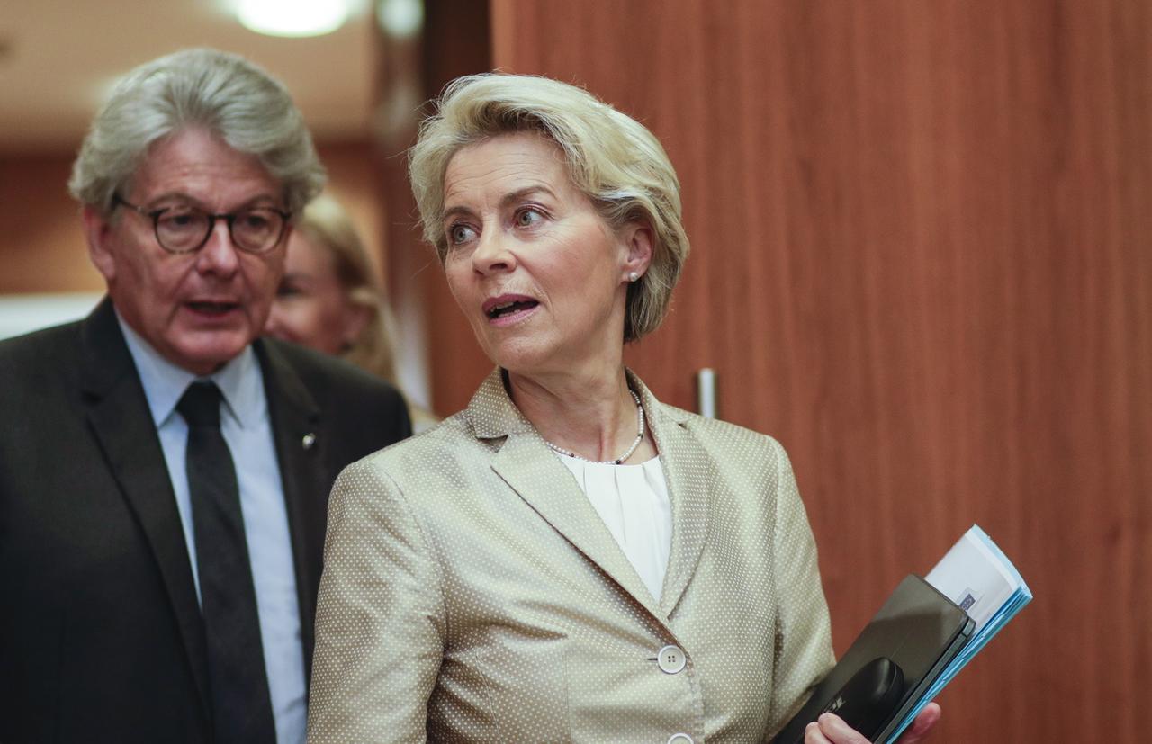 Le commissaire français entretient des relations difficiles avec la présidente de la Commission européenne Ursula von der Leyen. [KEYSTONE - OLIVIER HOSLET]