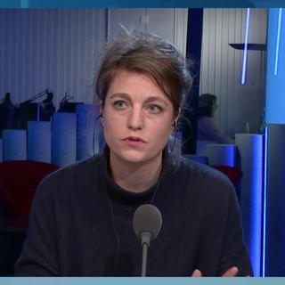 Cécile Denayrouse, de la cellule data à la RTS, Pauline Milani, historienne à l'Université de Fribourg, et Anne Reiser, avocate genevoise. [RTS]