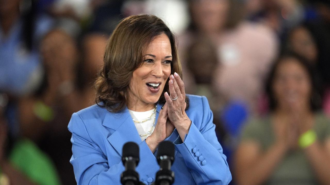 Democratic presidential nominee Vice President Kamala Harris speaks at a campaign event at Hendrick Center for Automotive Excellence on the Scott Northern Wake Campus of Wake Tech Community College in Raleigh, N.C., Friday, Aug. 16, 2024. (AP Photo/Mike Stewart) [Keystone/AP Photo - Mike Stewart]