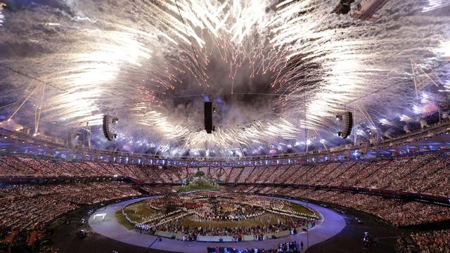 La cérémonie d'ouverture des Jeux olympique de Londres en 2012 avait détonné par son excentricité et son humour. [KEYSTONE - PAUL SANCYA]