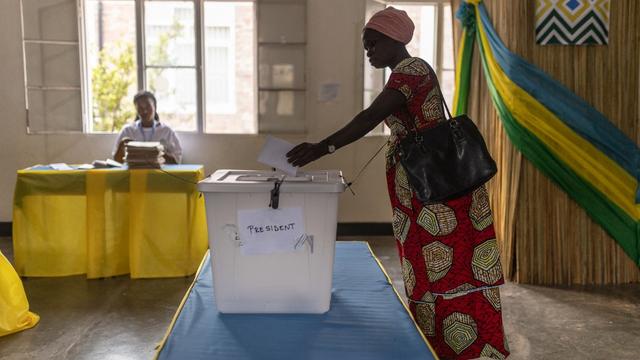 Le Rwanda vote, quatrième mandat en vue pour le président Kagame. [AFP - GUILLEM SARTORIO]