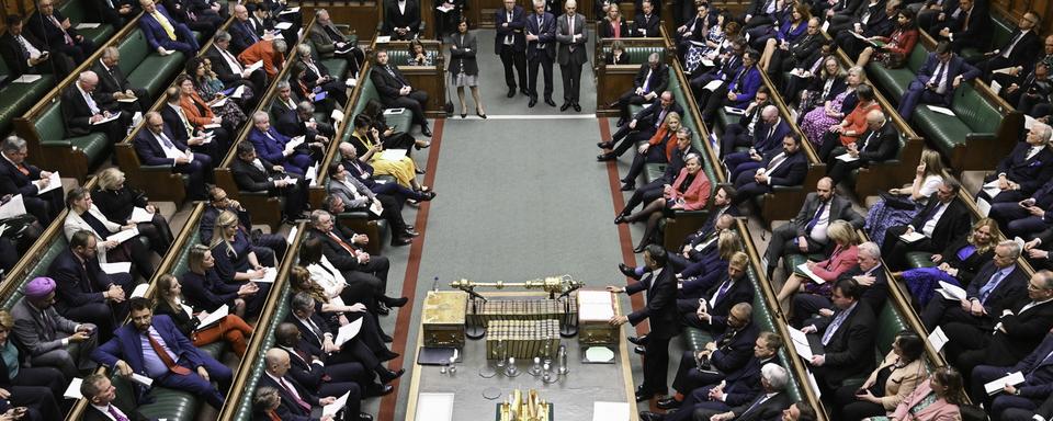 Le Parlement britannique a adopté dans la nuit de lundi à mardi le projet de loi d'expulsion vers le Rwanda de demandeurs d'asile entrés illégalement au Royaume-Uni. [Jessica Taylor]