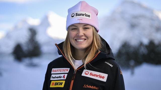La joueuse primée de skicross Margaux Dumont à Arosa.