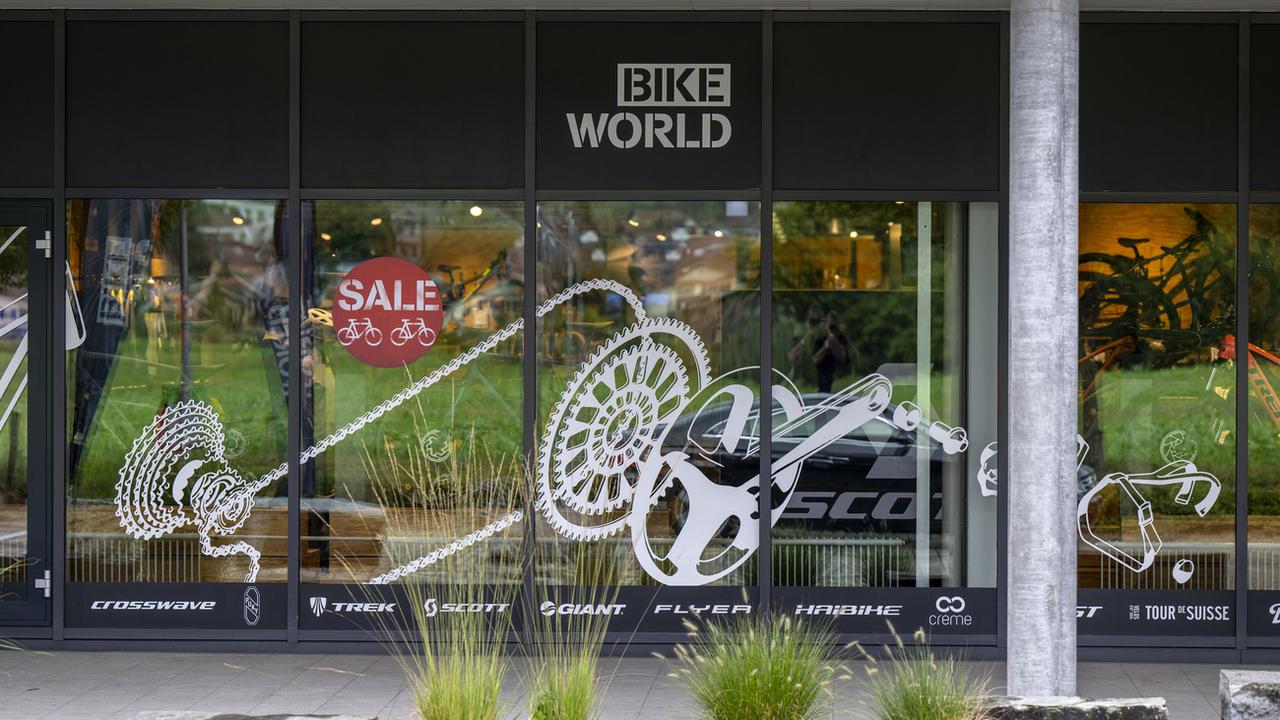 Une filiale de Bike World à Muri bei Bern. [Keystone - Peter Schneider]