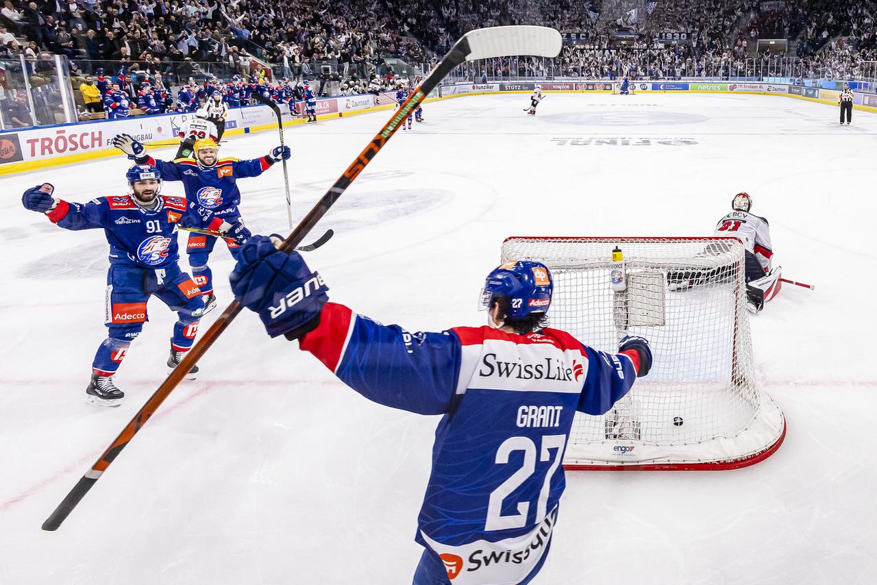 Zurich est intraitable sur sa patinoire depuis mi-janvier. [KEYSTONE - MICHAEL BUHOLZER]