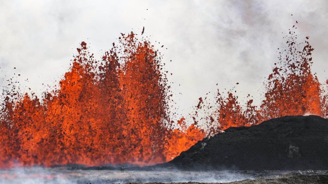 Nouvelle éruption volcanique sur la péninsule de Reykjanes en Islande. [KEYSTONE - MARCO DI MARCO]
